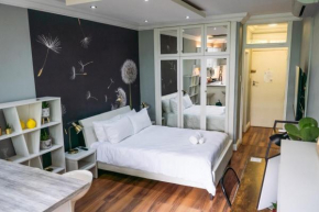 Hyde Park Bachelor, Cape Town City Centre